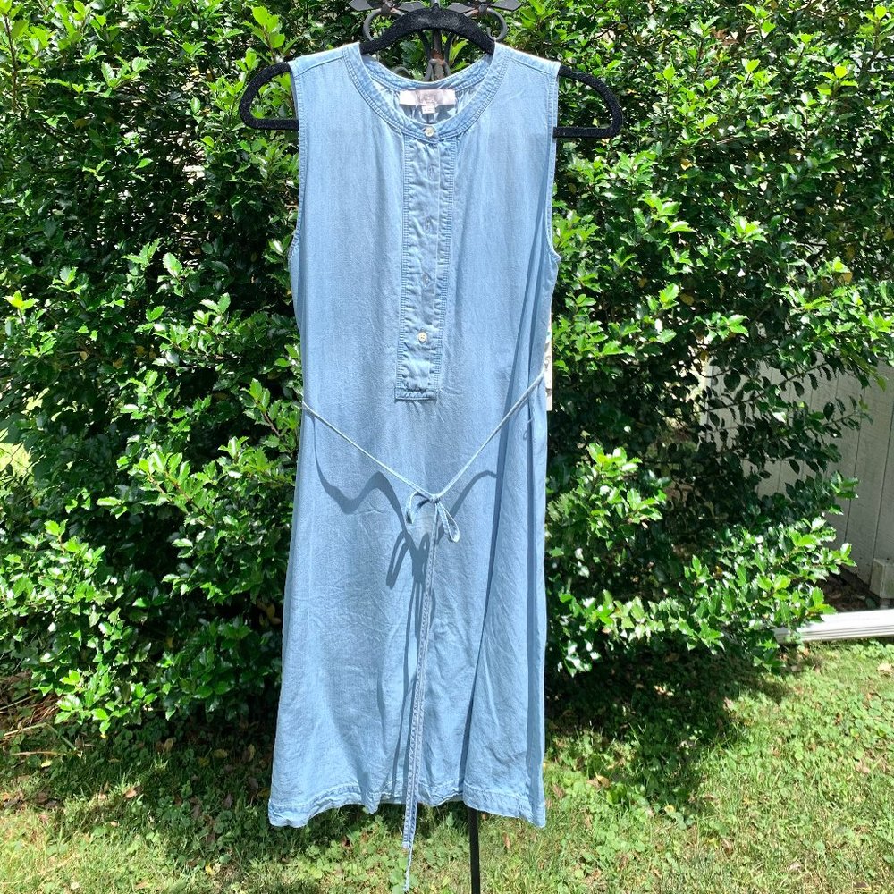 "LOFT" sleeveless dress, with belt, medium, GUC